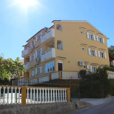 Apartment In Mit Eigener Terrasse By Interhome Baska (Krk)