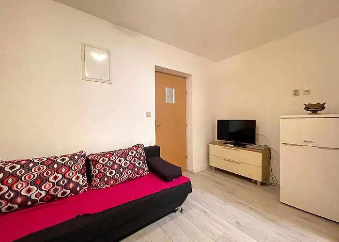 In Mit Eigener Terrasse By Interhome