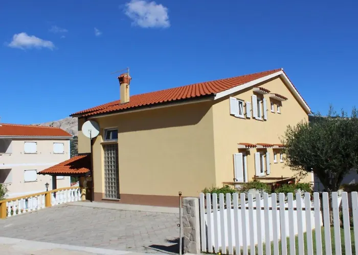 In Mit Eigener Terrasse By Interhome *