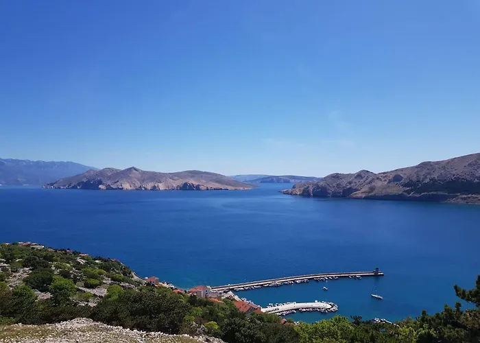 In Mit Eigener Terrasse By Interhome Apartmán Baška